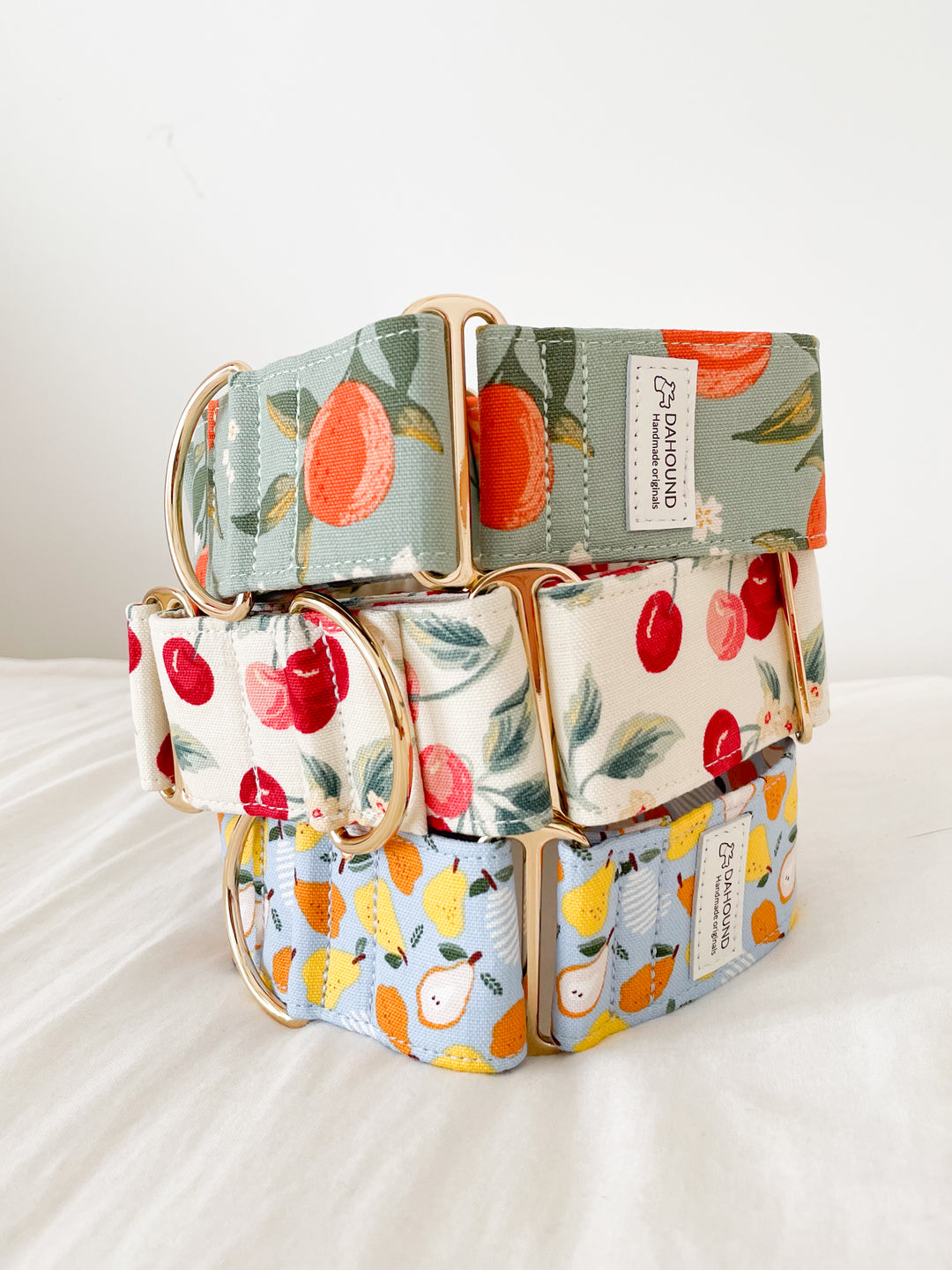 Wide Martingale Collar | Pear (Sturdy Oxford Cotton)