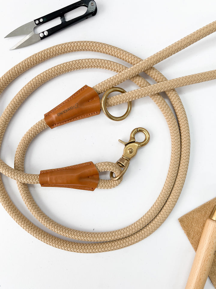 Signature Rope Leash | Beige (Leather & Brass Hardware)