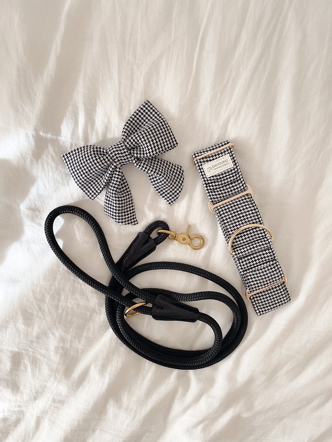 Martingale Collar + Sailor Bow + Rope Lead Set | Classic Houndstooth (Textured Weave) With Black Leash
