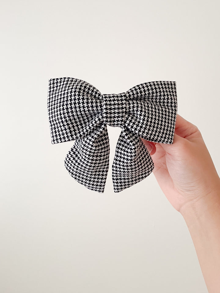 Martingale Collar + Sailor Bow + Rope Lead Set | Classic Houndstooth (Textured Weave) With Beige Leash