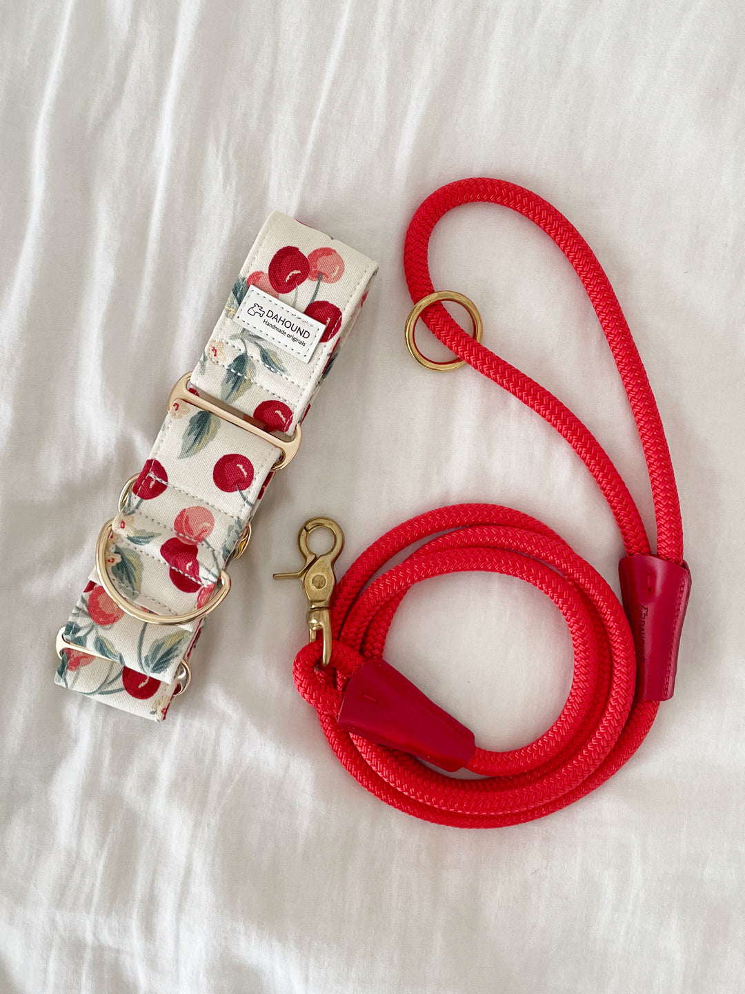 Martingale Collar + Rope Lead Set | Cherry (Sturdy Oxford Cotton)