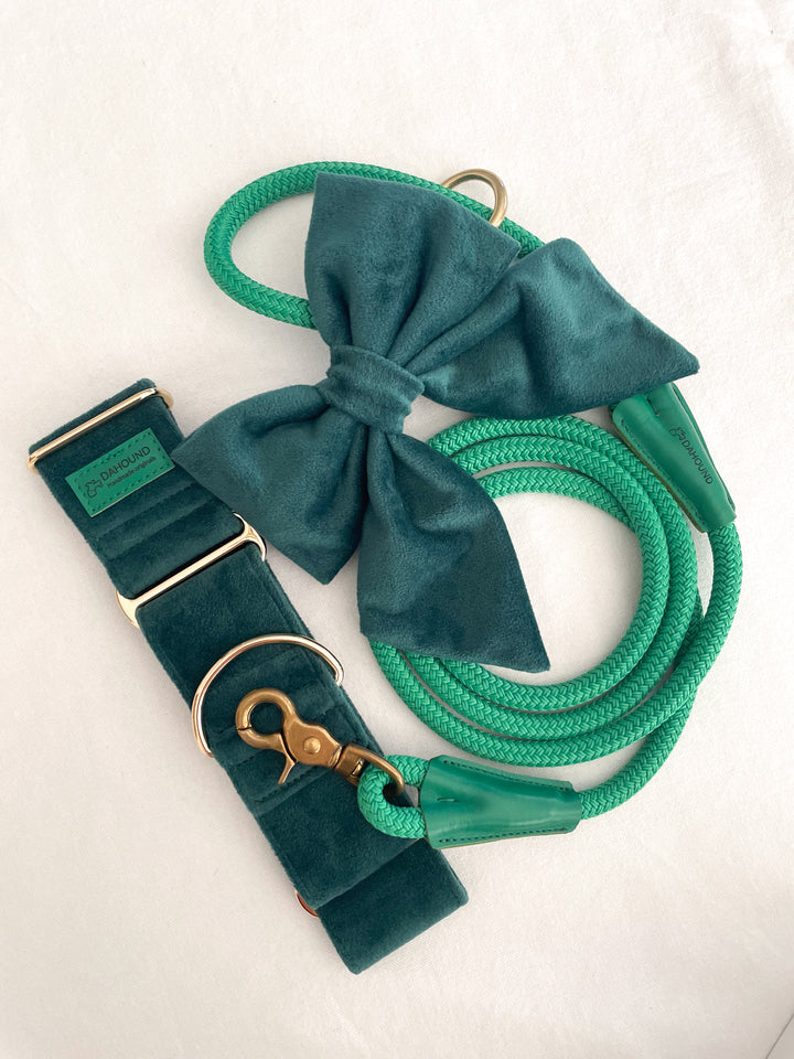 Wide Martingale Collar | Dark Forest Green (Plush Velvet)